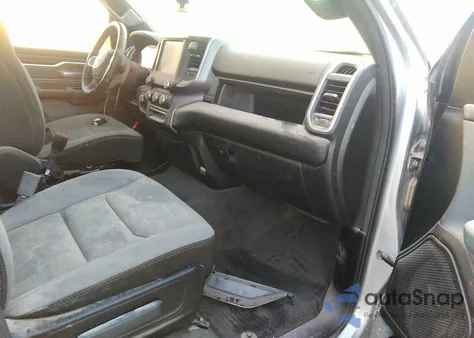 2022 Ram 1500 Big Horn 4X4 6'4" Box из США, поврежденный, VIN 1C6SRFMT2NN176250